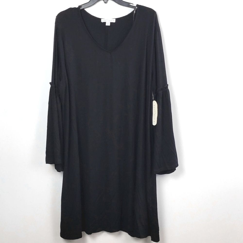 Boutique women's Black Bell-sleeve Dress size 0X